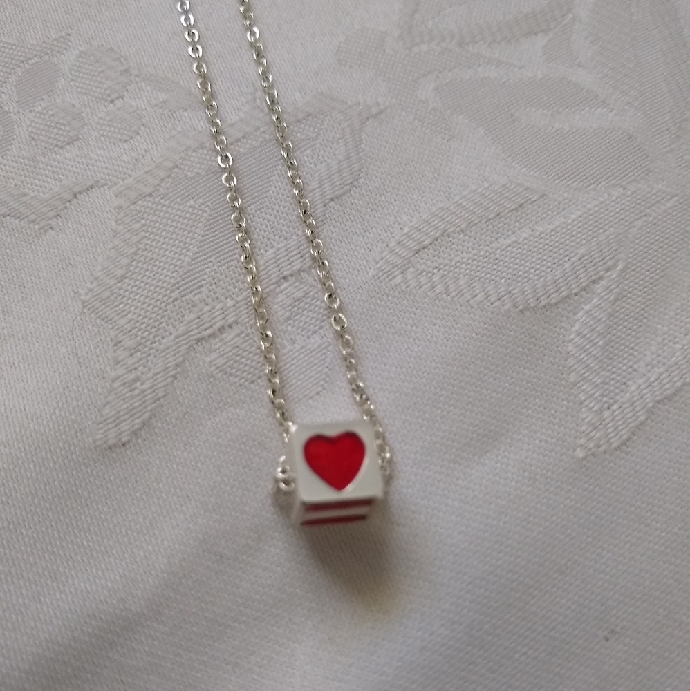 Tommy Hilfiger Red Heart charm cube pendant silver tone necklace